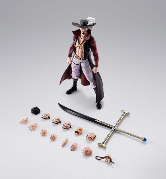 One Piece S.H.Figuarts Action Figure Dracule  Mihawk Hawkeye 17 cm